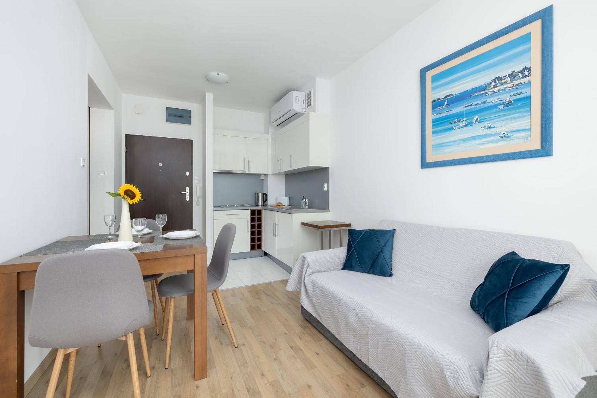 Atrium Apartment Spa & Gym 150M To The Beach Sarbinowo By Noclegi Renters Εξωτερικό φωτογραφία